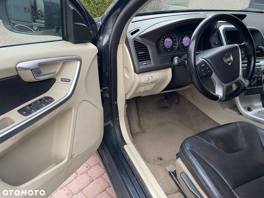 Volvo XC 60 - 21
