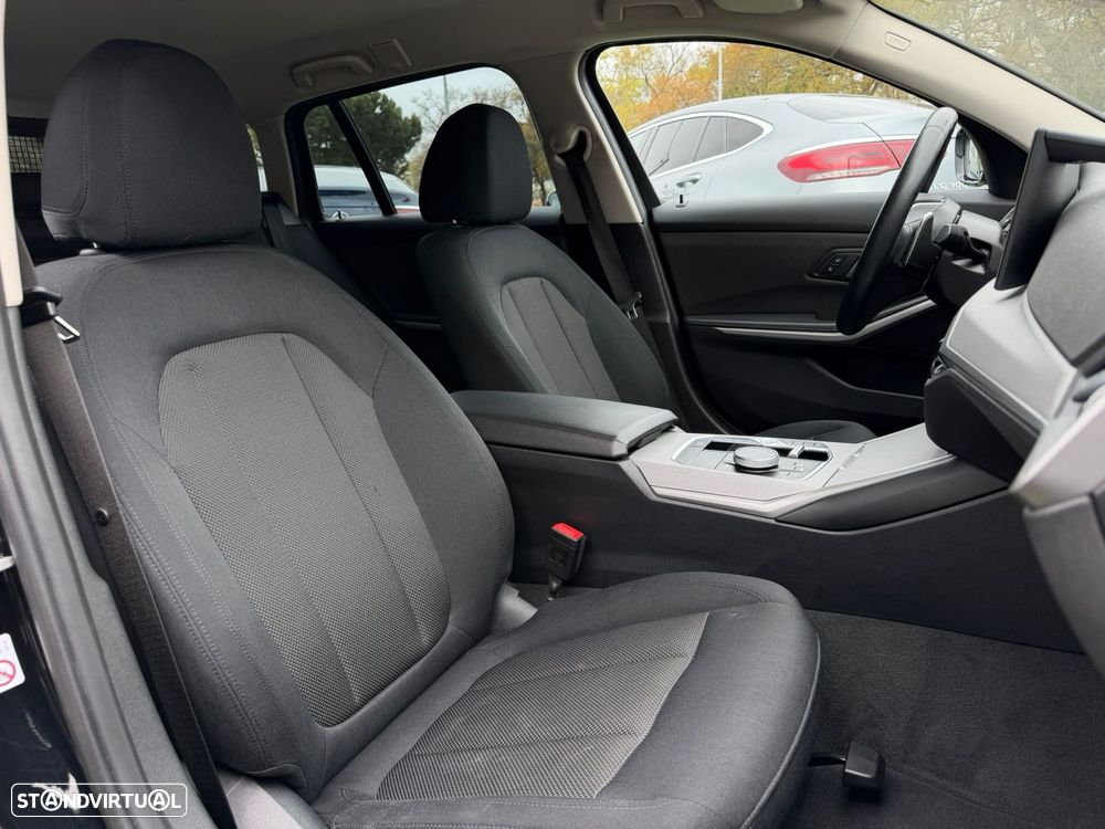 BMW 318 d Auto - 15
