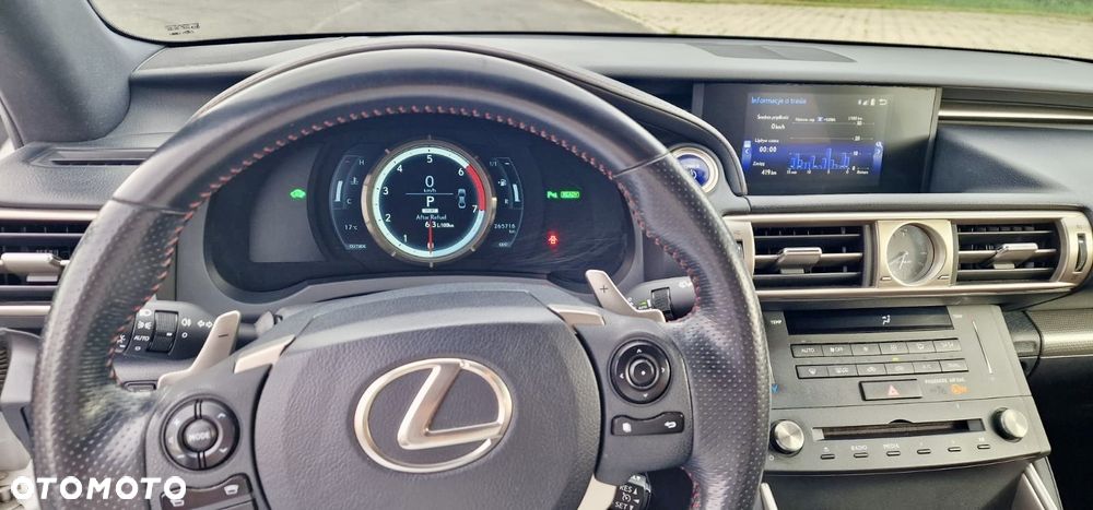 Lexus IS ver-300h-f-sport-eu6 - 6