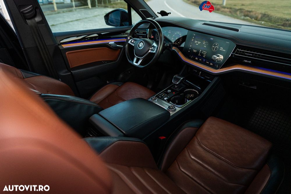 Volkswagen Touareg - 13