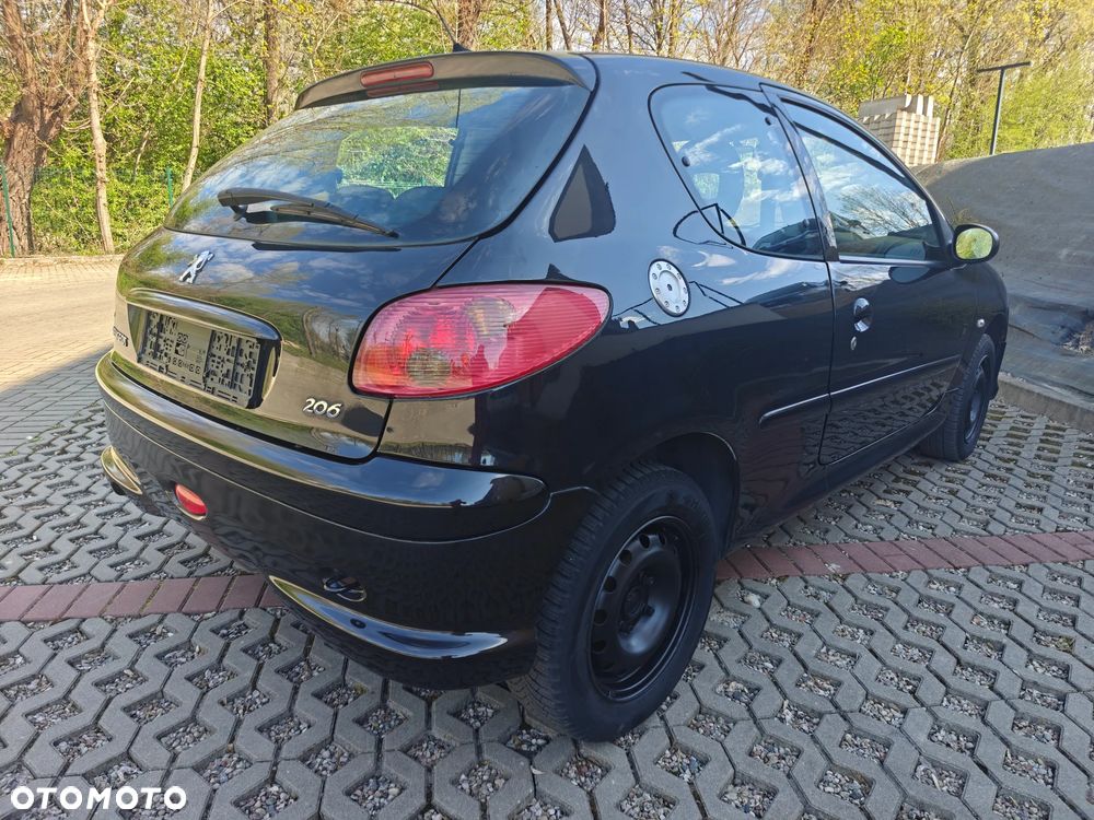 Peugeot 206 75 Grand Filou - 9