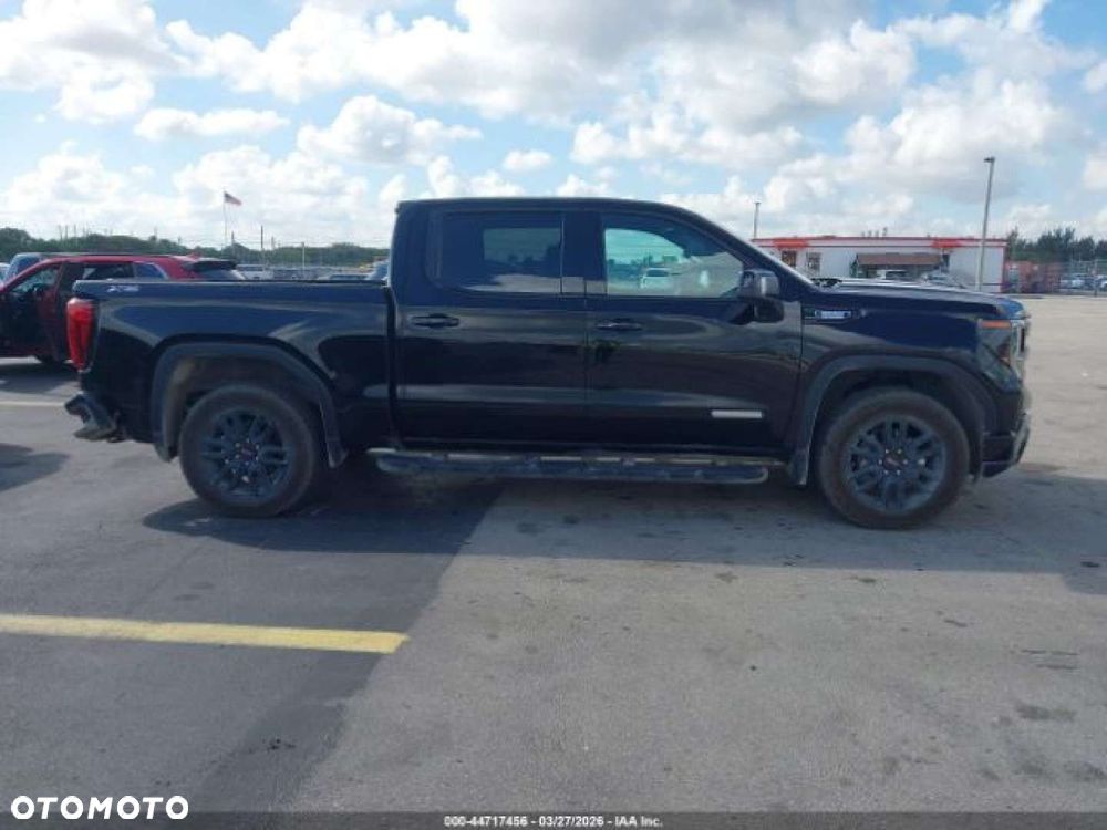 GMC Sierra - 6