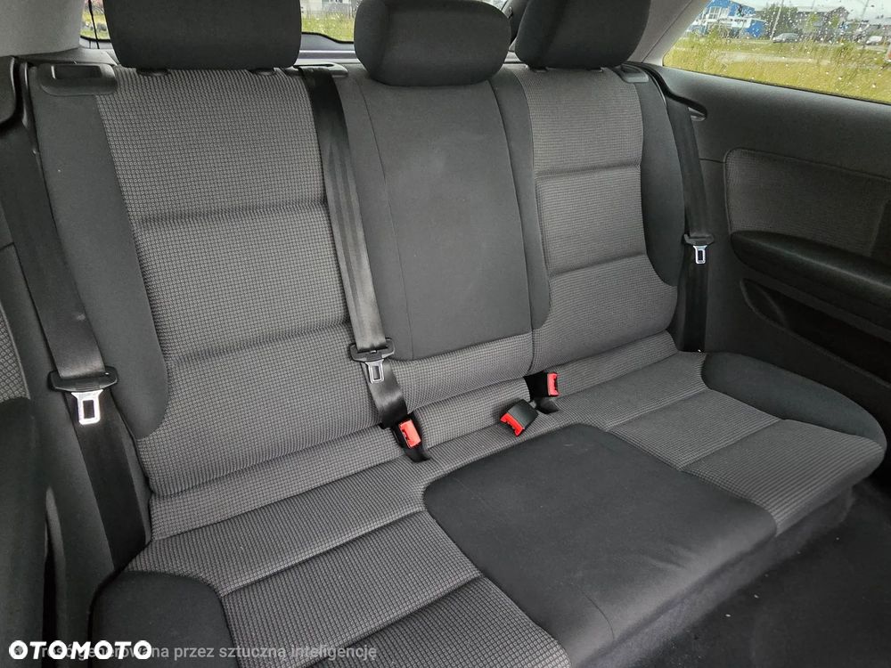 Audi A3 3-drzwiowe 1.6 Ambition - 19