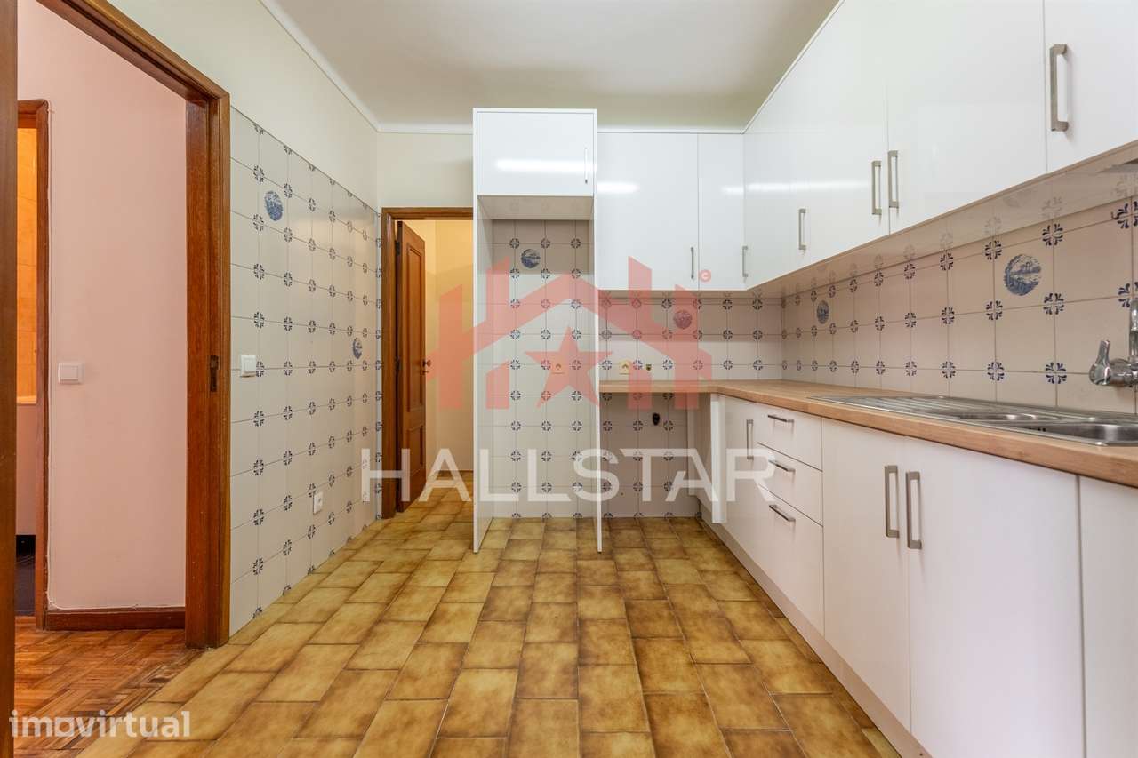 Apartamento T2 / Cozinha Equipada / Centro de Alcobaça - Grande imagem: 3/24