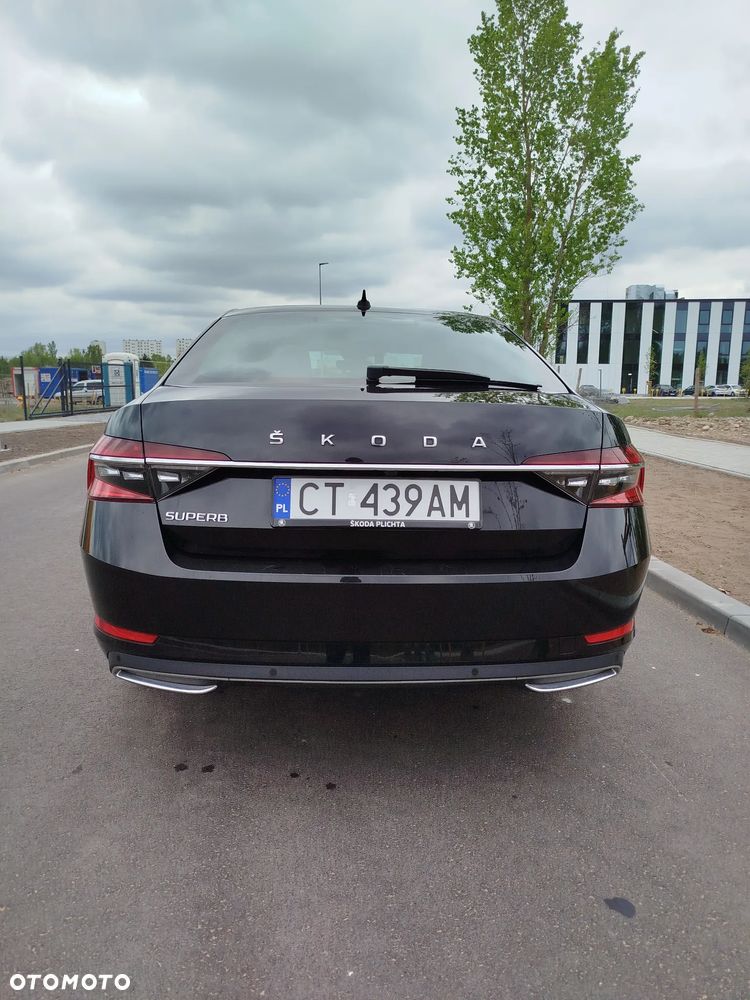 Skoda Superb 2.0 TDI SCR L&K DSG - 10