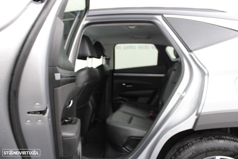 Hyundai Tucson 1.6 CRDi Vanguard - 21