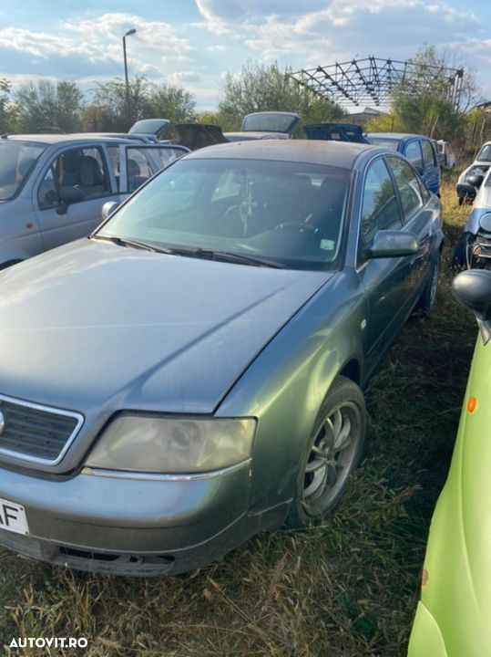 Dezmembrez Audi A6 - 3