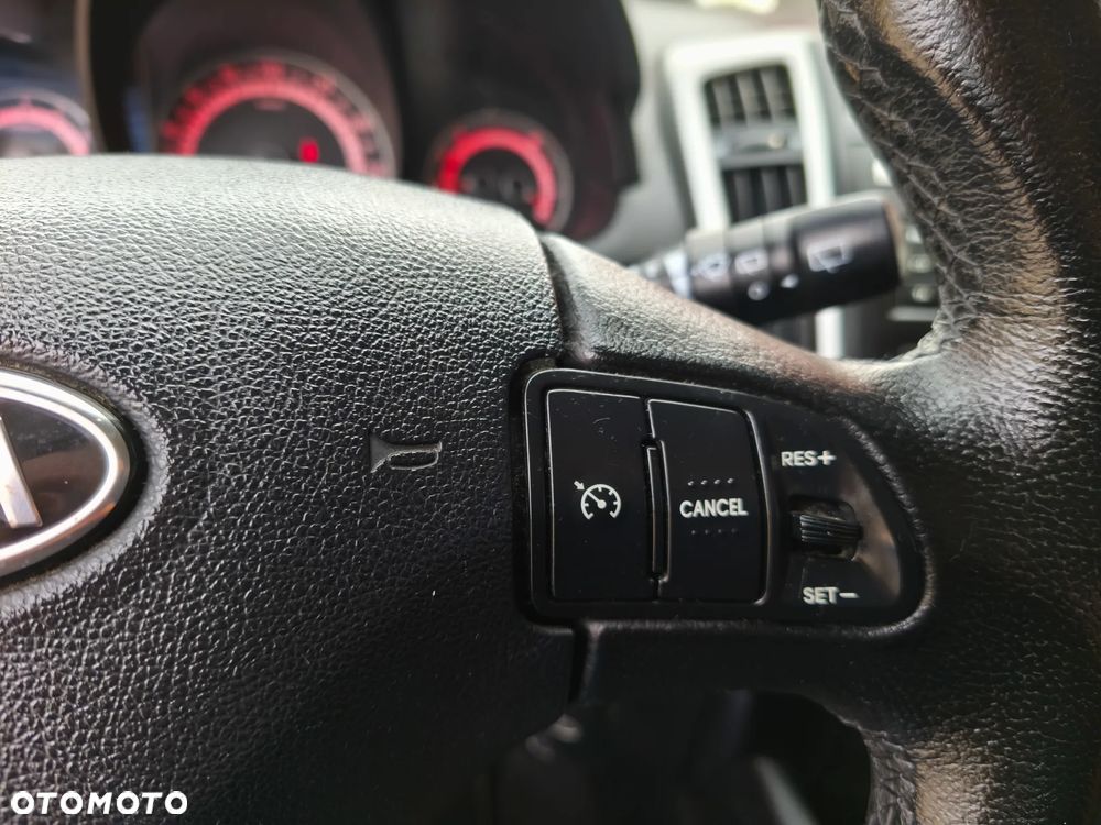 Kia Ceed 1.4 L - 16