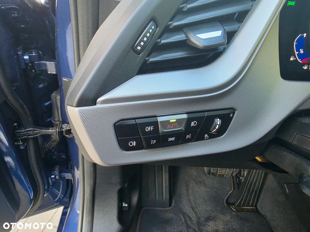 BMW Seria 1 118i Advantage - 26