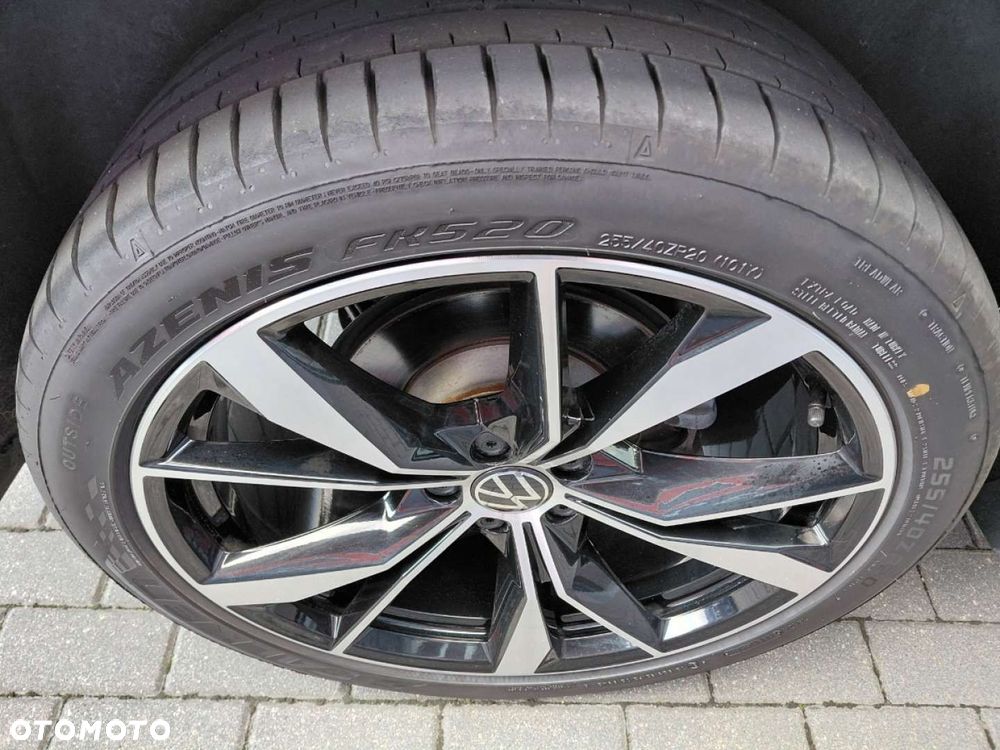 Volkswagen Tiguan - 31