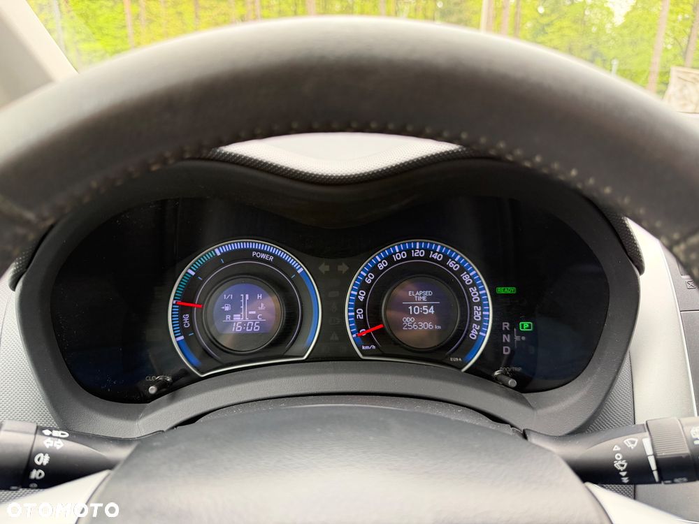 Toyota Auris 1.8 HSD Luna - 21