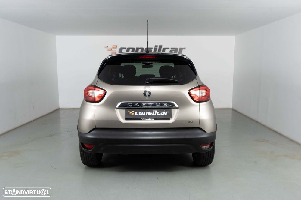Renault Captur 1.5 dCi Exclusive - 6