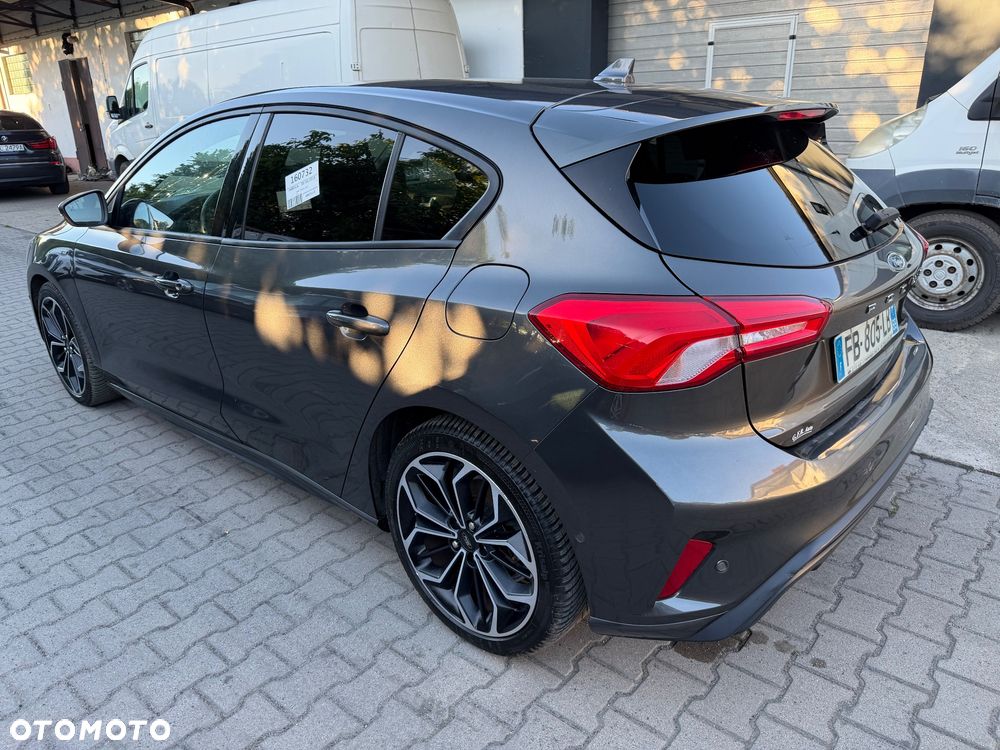 Ford Focus - 4