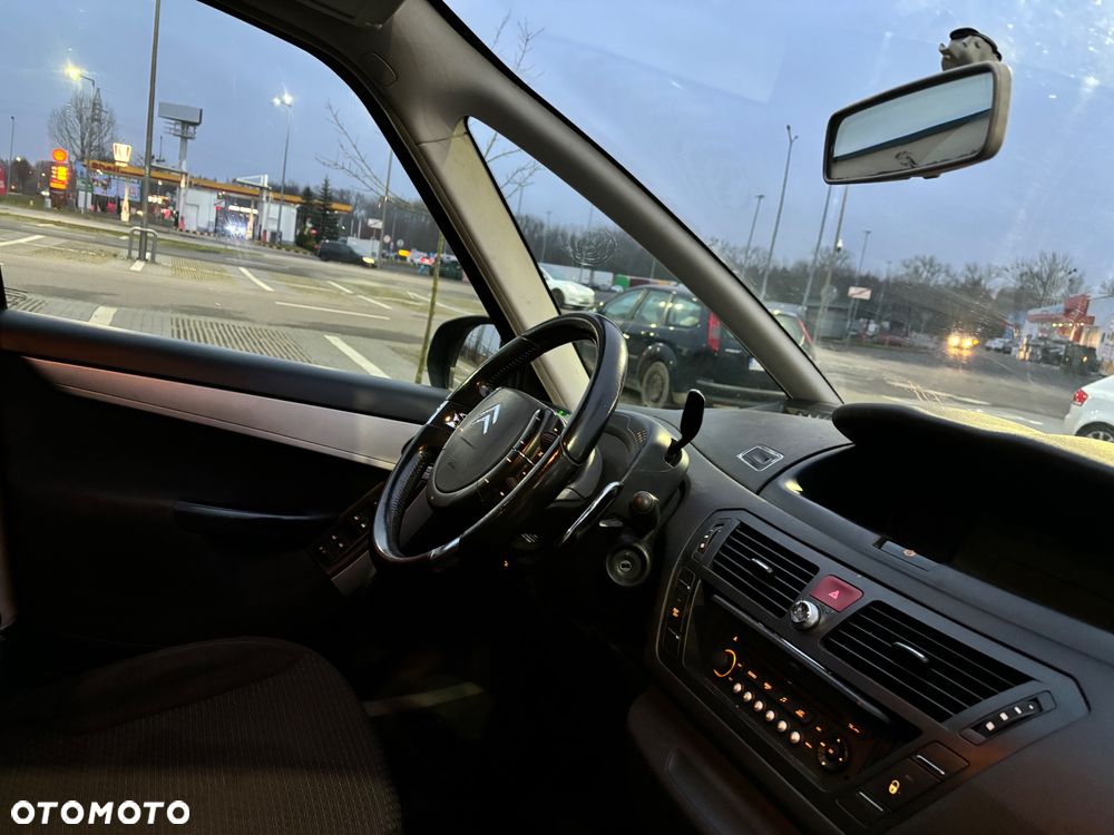 Citroën C4 Grand Picasso 2.0 HDi FAP ESG6 Confort - 16