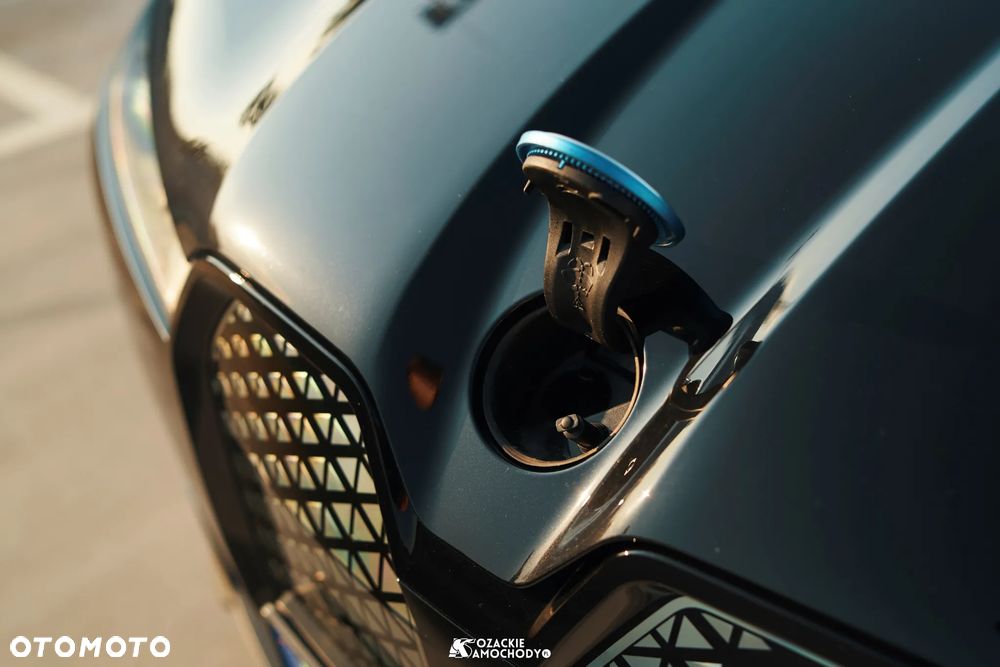 BMW iX - 37