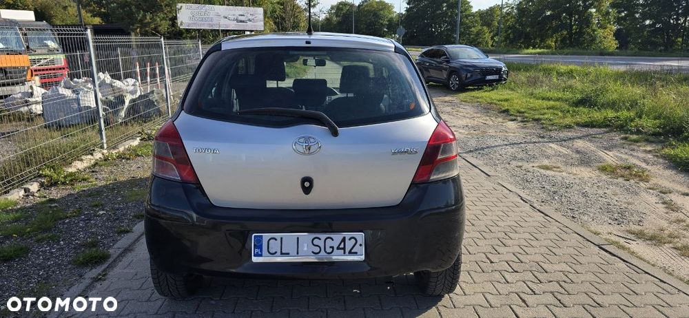 Toyota Yaris 1.4 D-4D Luna - 6