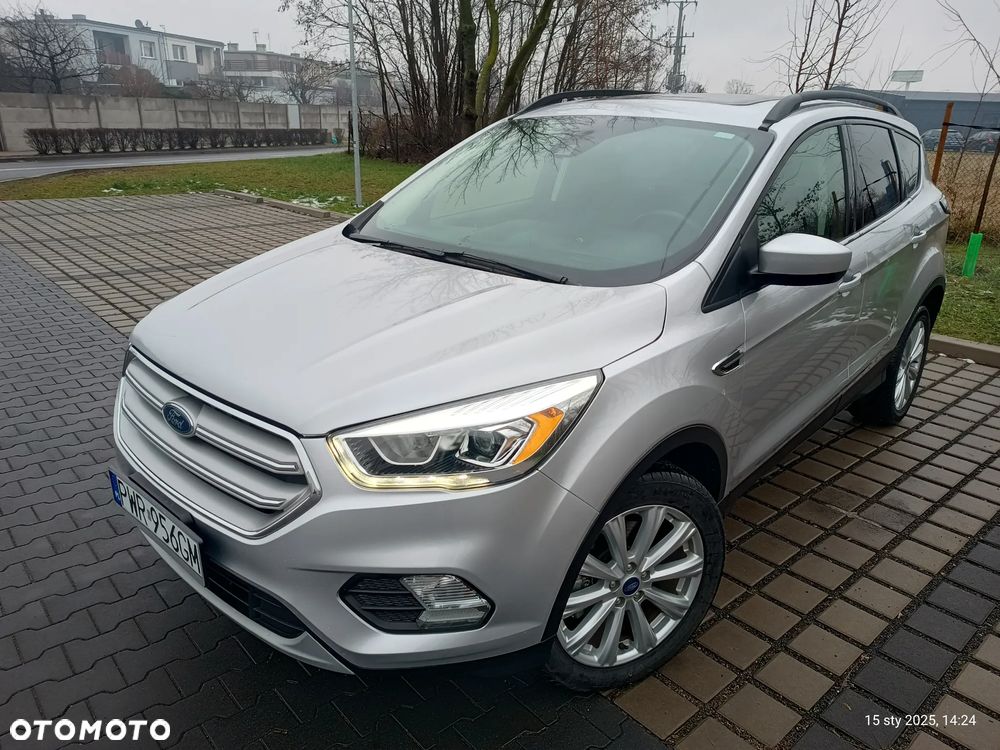 Ford Kuga - 1