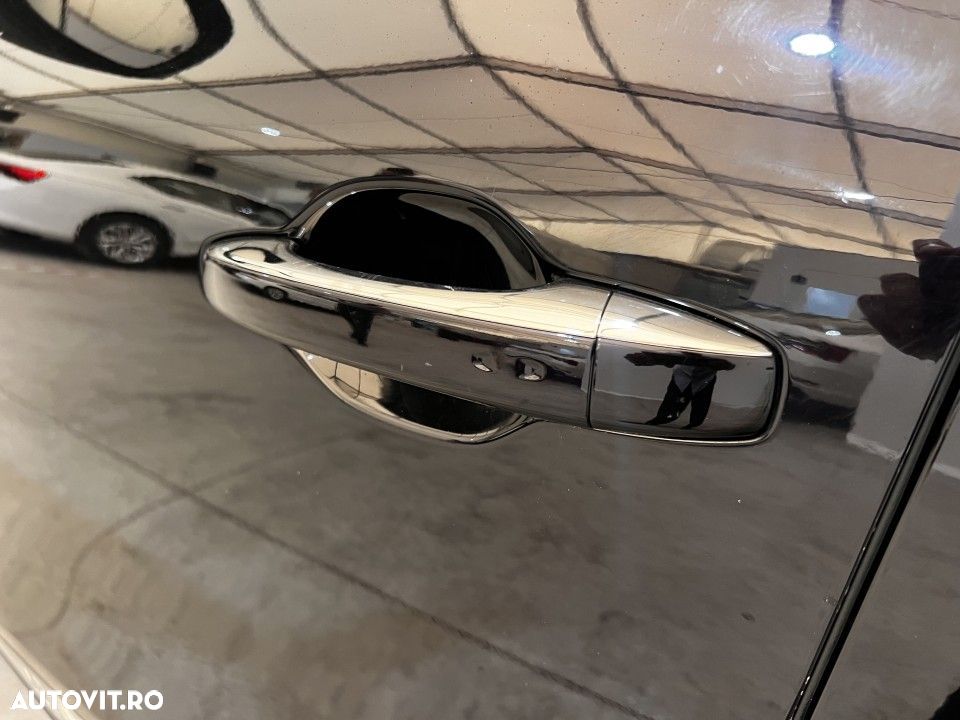 Renault Grand Scenic - 29