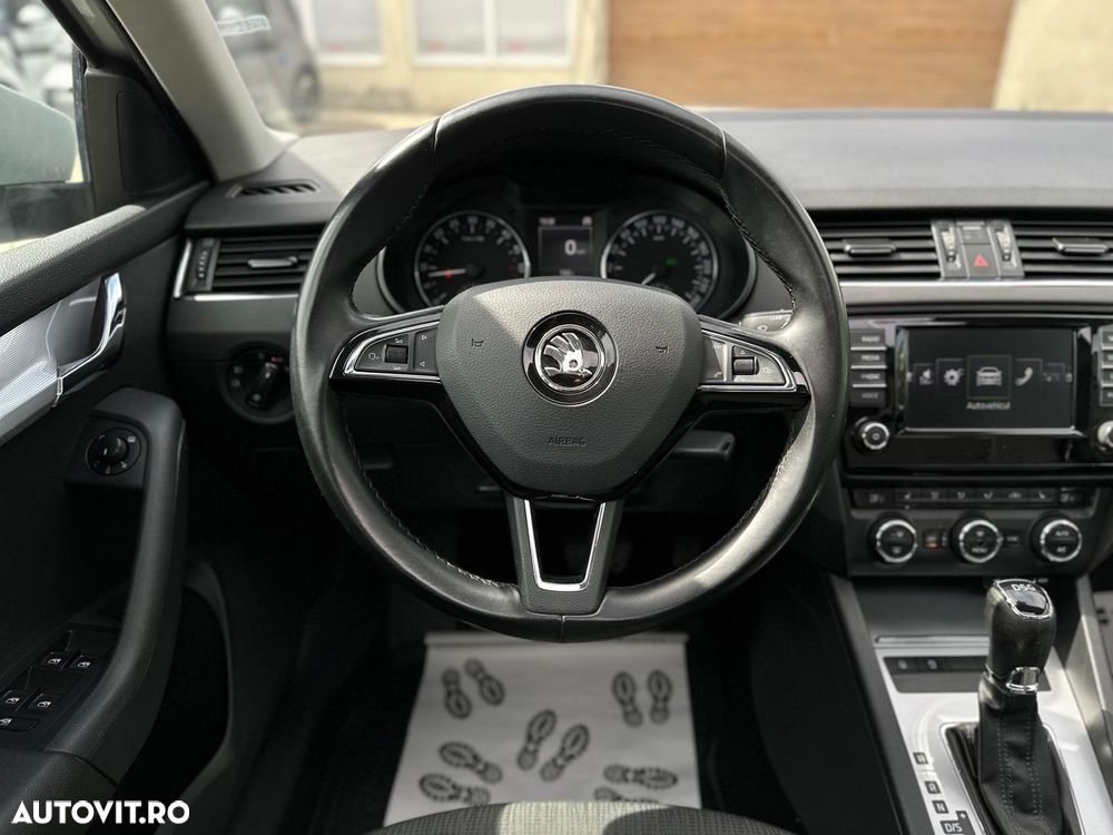 Skoda Octavia 2.0 TDI DSG Drive - 7