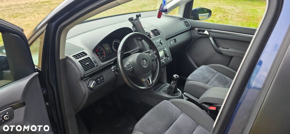 Volkswagen Touran 1.4 TSI Highline - 11