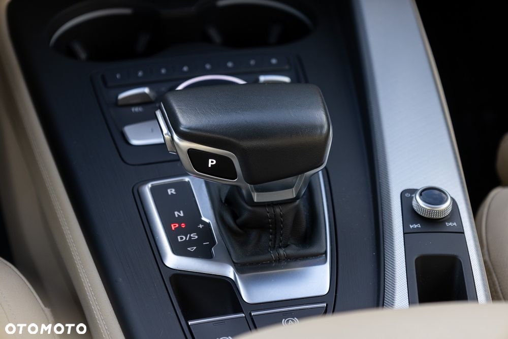 Audi A4 Limousine 1.4 TFSI Sport S tronic - 10