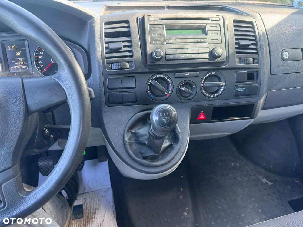 Volkswagen TRANSPORTER T5 - 10