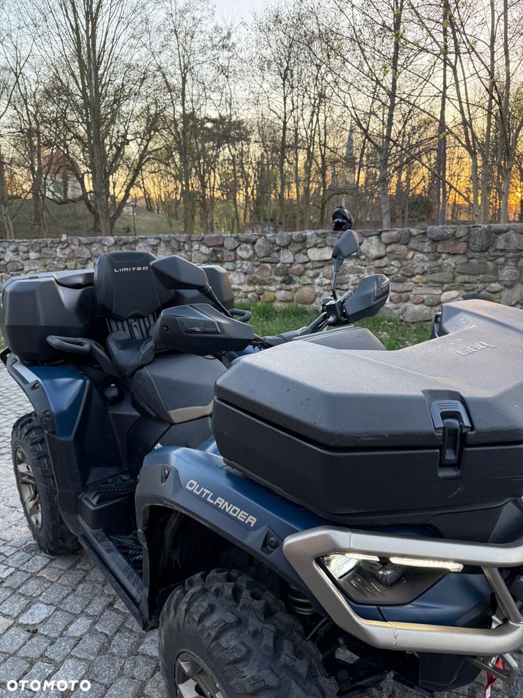 Can-Am Outlander Max - 8