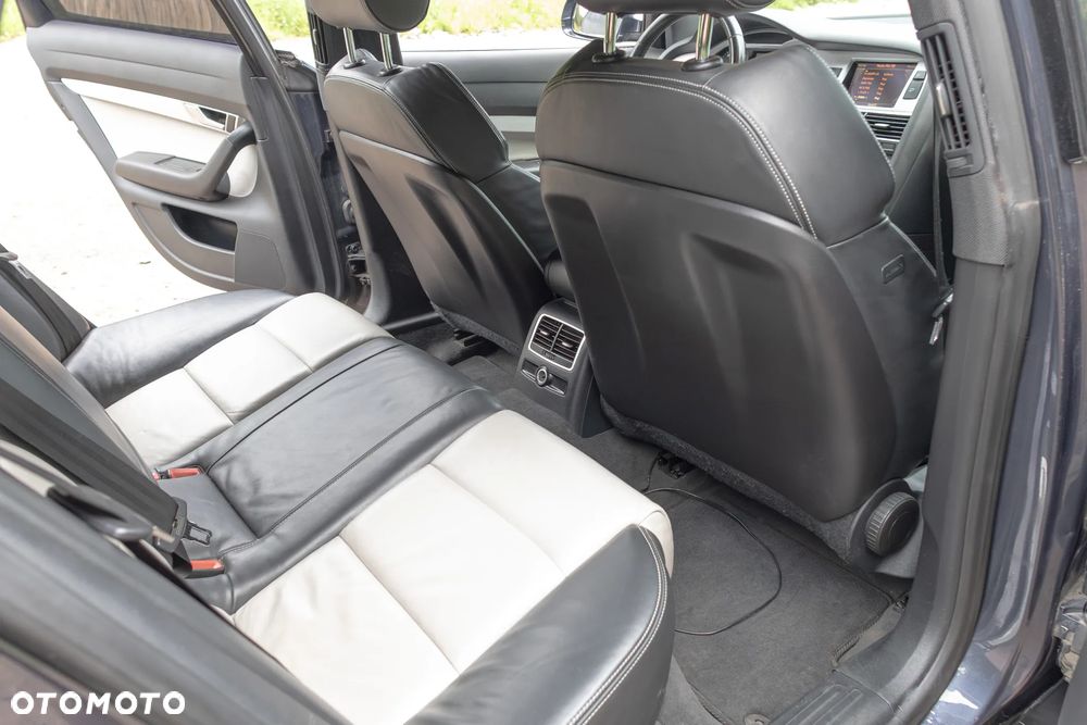Audi A6 Avant - 9