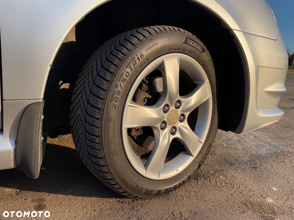 Subaru Impreza 2.0R Comfort - 23