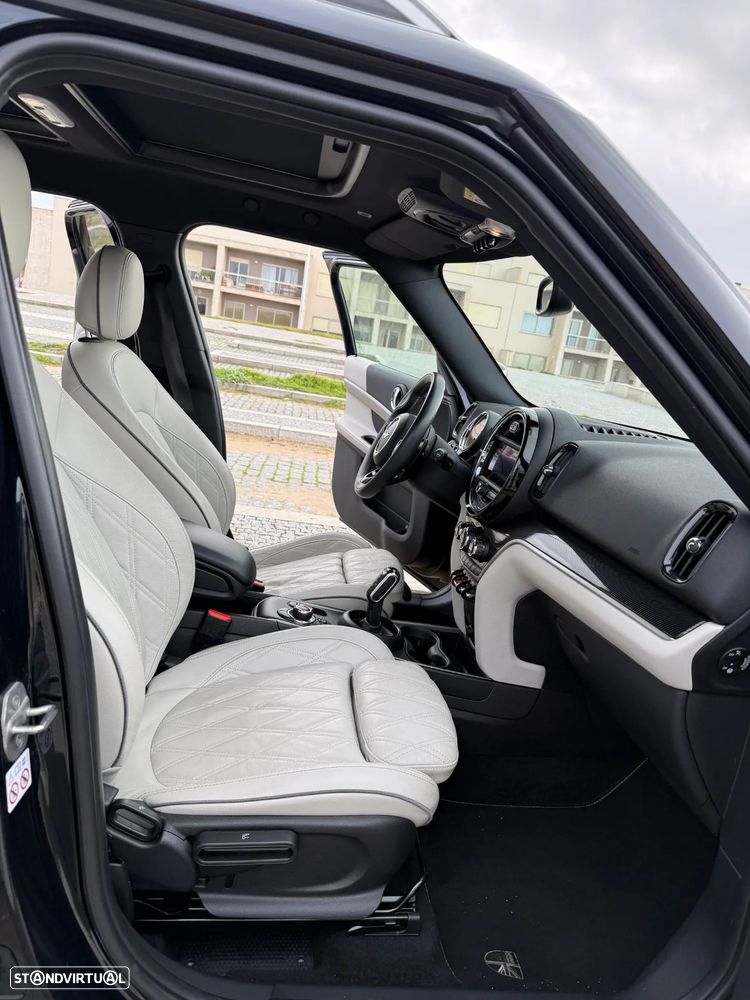 MINI Countryman Cooper SD Sport Edition Auto Desportiva - 10