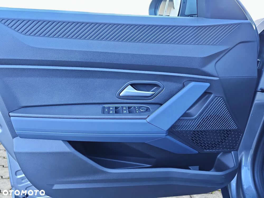 Dacia Duster 1.6 Full Hybrid 140 Journey MMT - 12