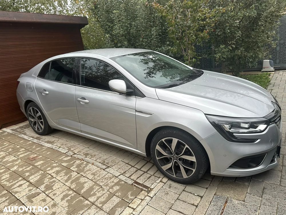 Renault Megane TCe 140 EDC GPF Intens - 2