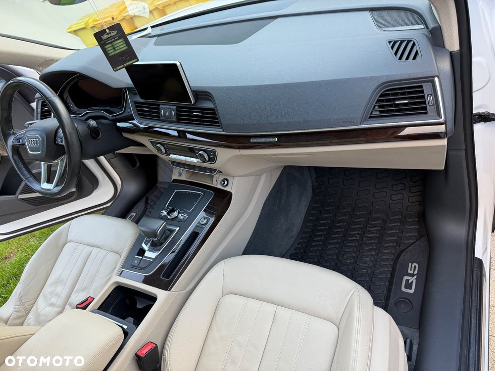 Audi Q5 2.0 TFSI Quattro S tronic design - 20