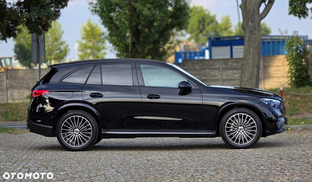 Mercedes-Benz GLC 220 d 4Matic 9G-TRONIC Edition AMG Line - 10