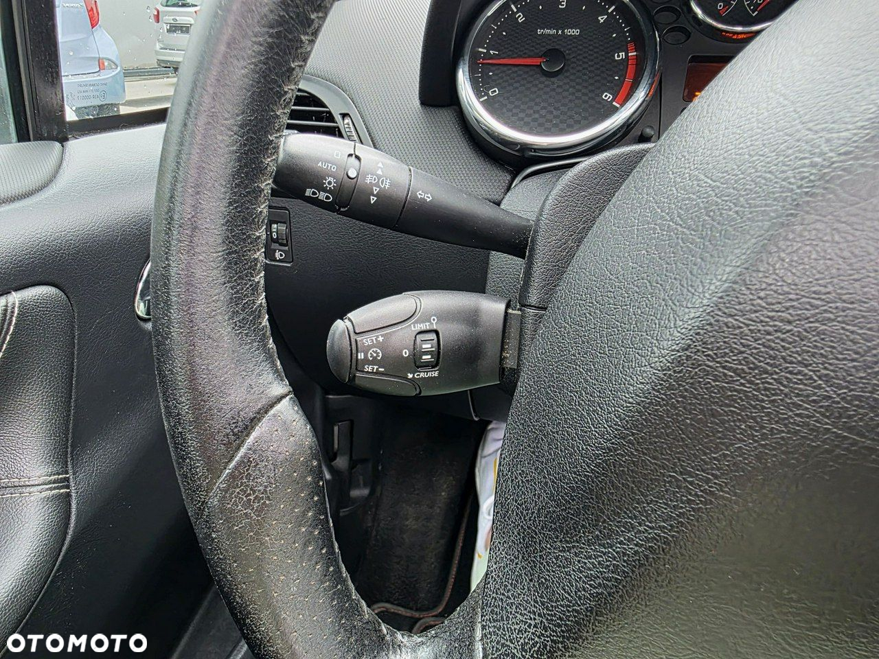 Peugeot 207 CC - 17