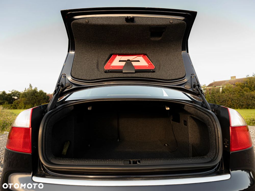 Audi A4 1.8T - 8