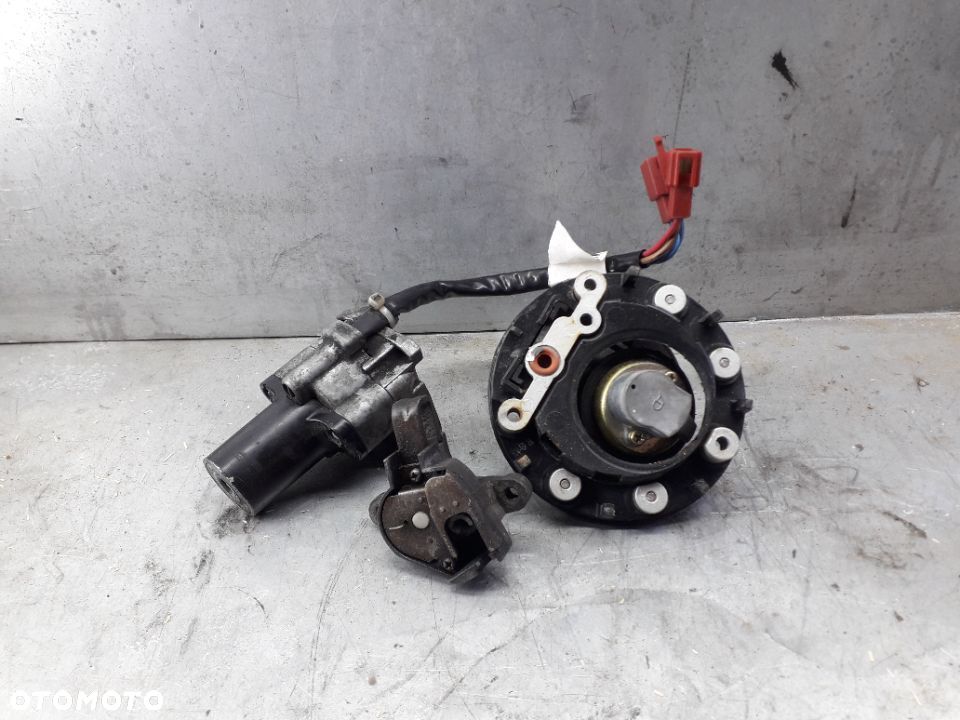 Yamaha XJR 1300 01r Stacyjka korek zamek klucz - 2
