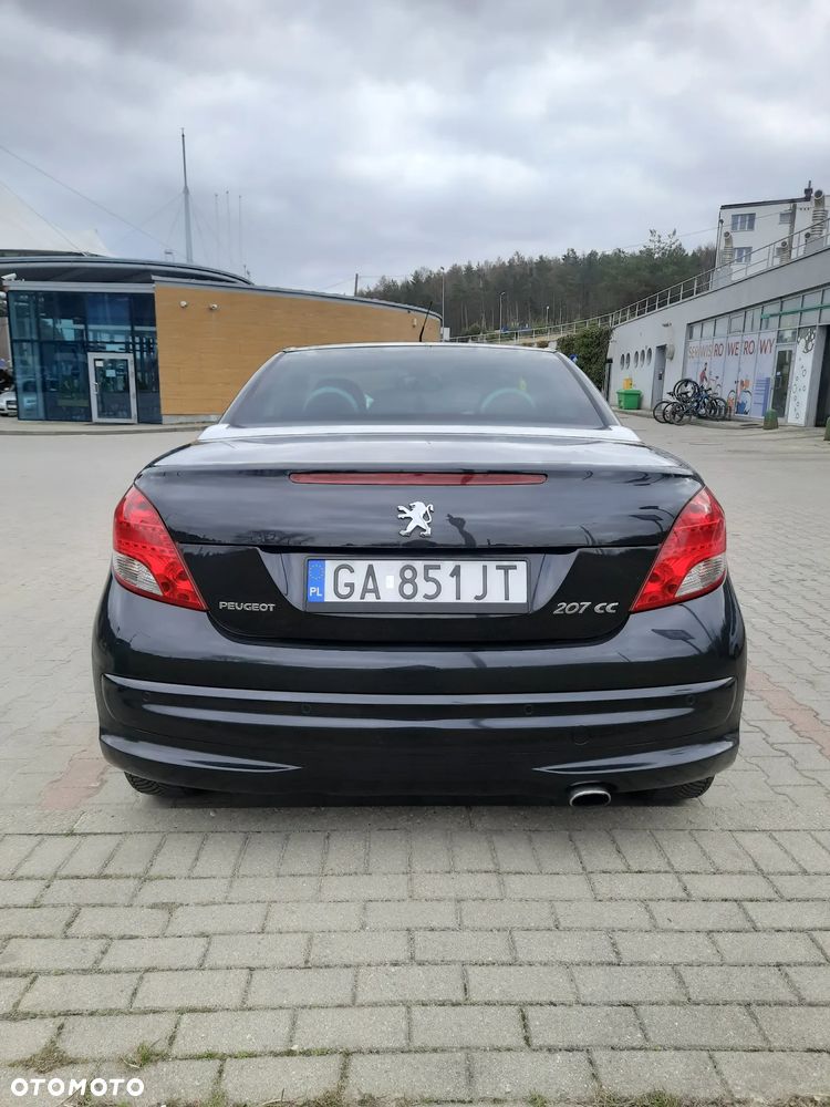 Peugeot 207 CC - 12