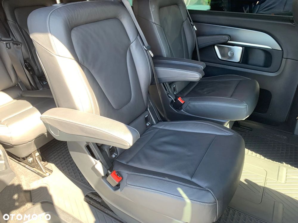 Mercedes-Benz Klasa V 300 d 4-Matic 9G-Tronic Avantgarde (d³ugi) - 23