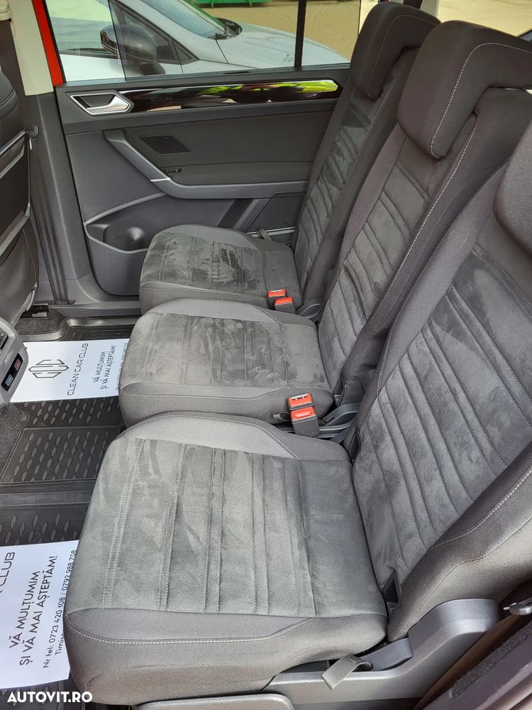 Volkswagen Touran 2.0 TDI Highline - 14