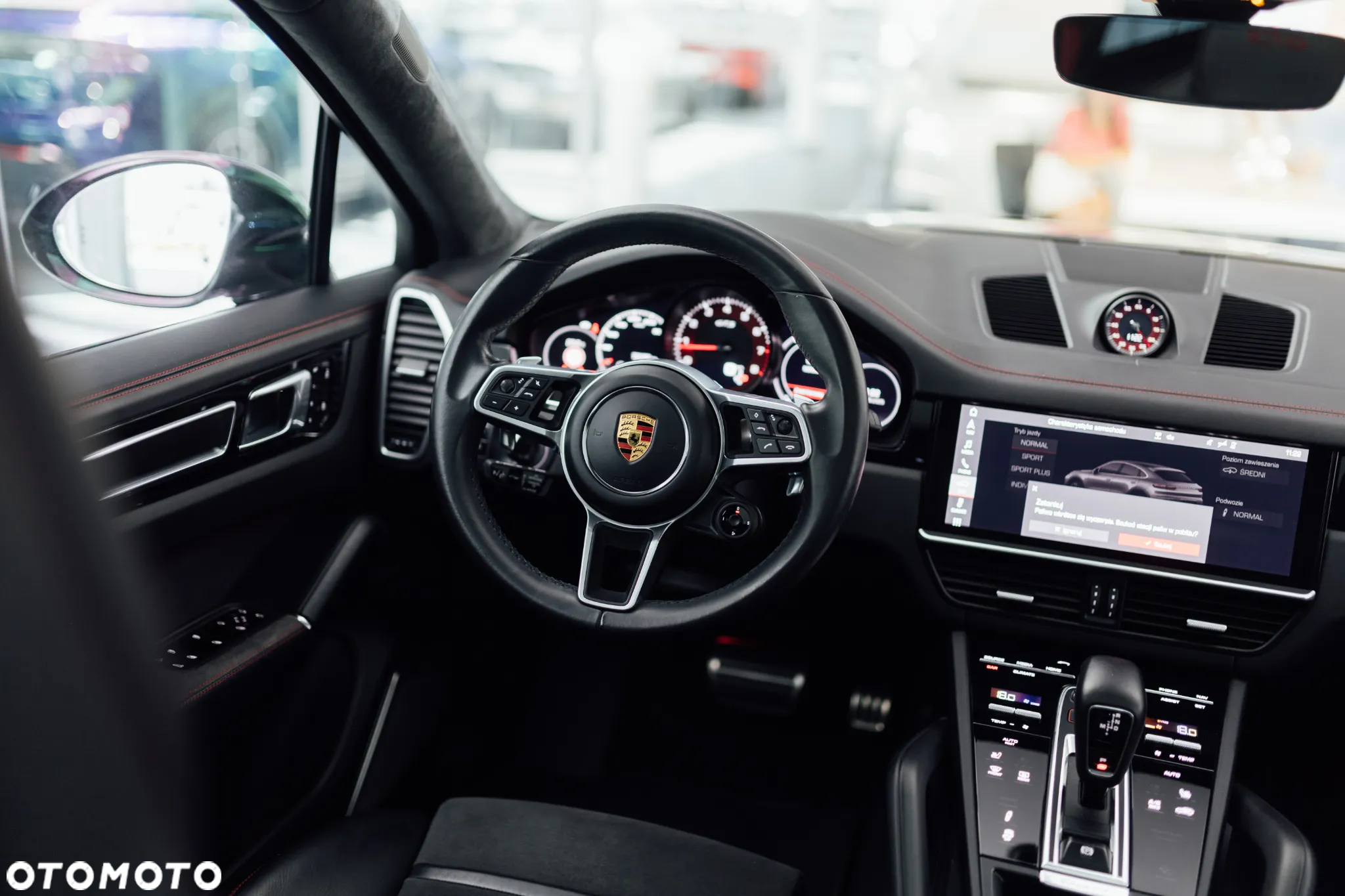 Porsche Cayenne Coupe GTS - 26
