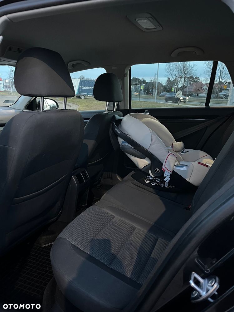 Volkswagen Golf VI 2.0 TDI Comfortline DSG - 18