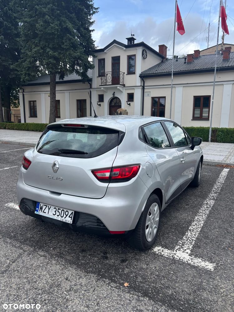 Renault Clio - 6