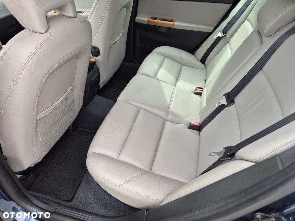 Volvo V50 1.6D Summum - 13