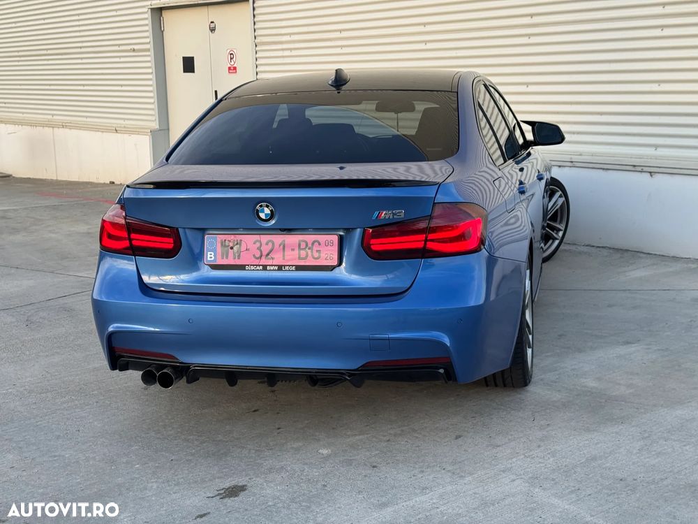 BMW Seria 3 318d M Sport Shadow - 33