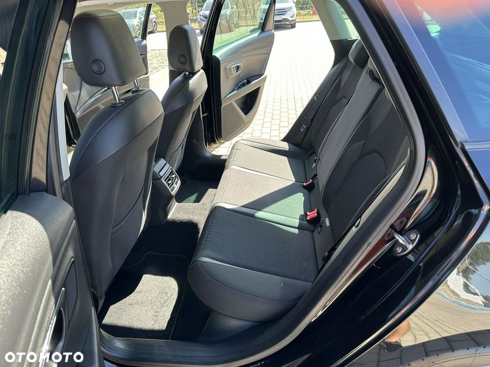 Seat Leon Sportstourer 2.0 TDI FR S&S DSG - 12