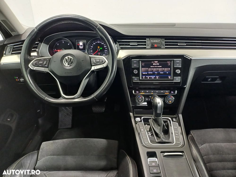 Volkswagen Passat 2.0 TDI DSG Highline - 7