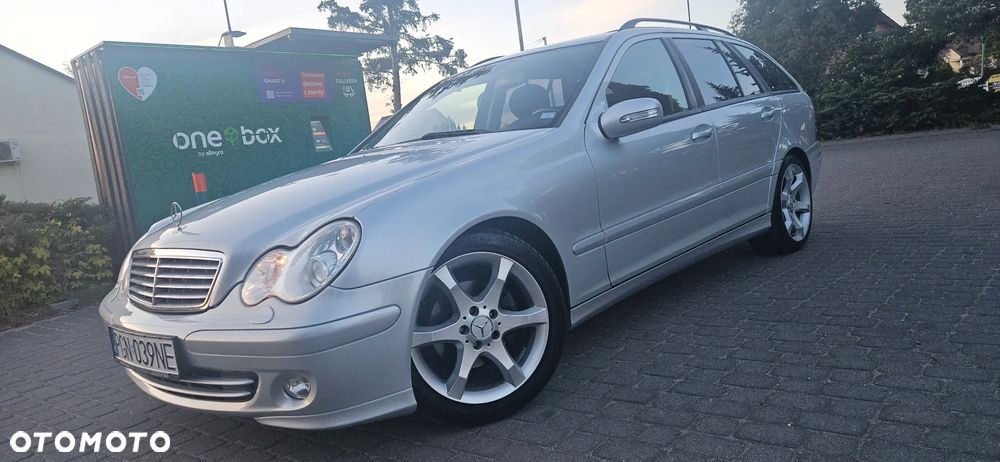 Mercedes-Benz Klasa C 180 Kompressor Automatik Avantgarde Sport Edition - 1