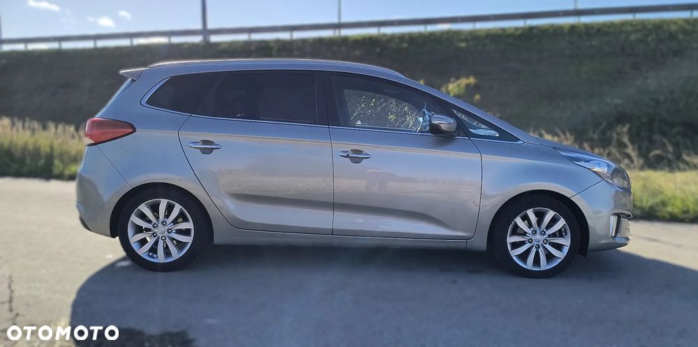 Kia Carens 1.7 CRDi Spirit - 6