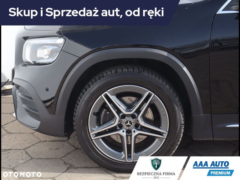 Mercedes-Benz GLB - 15